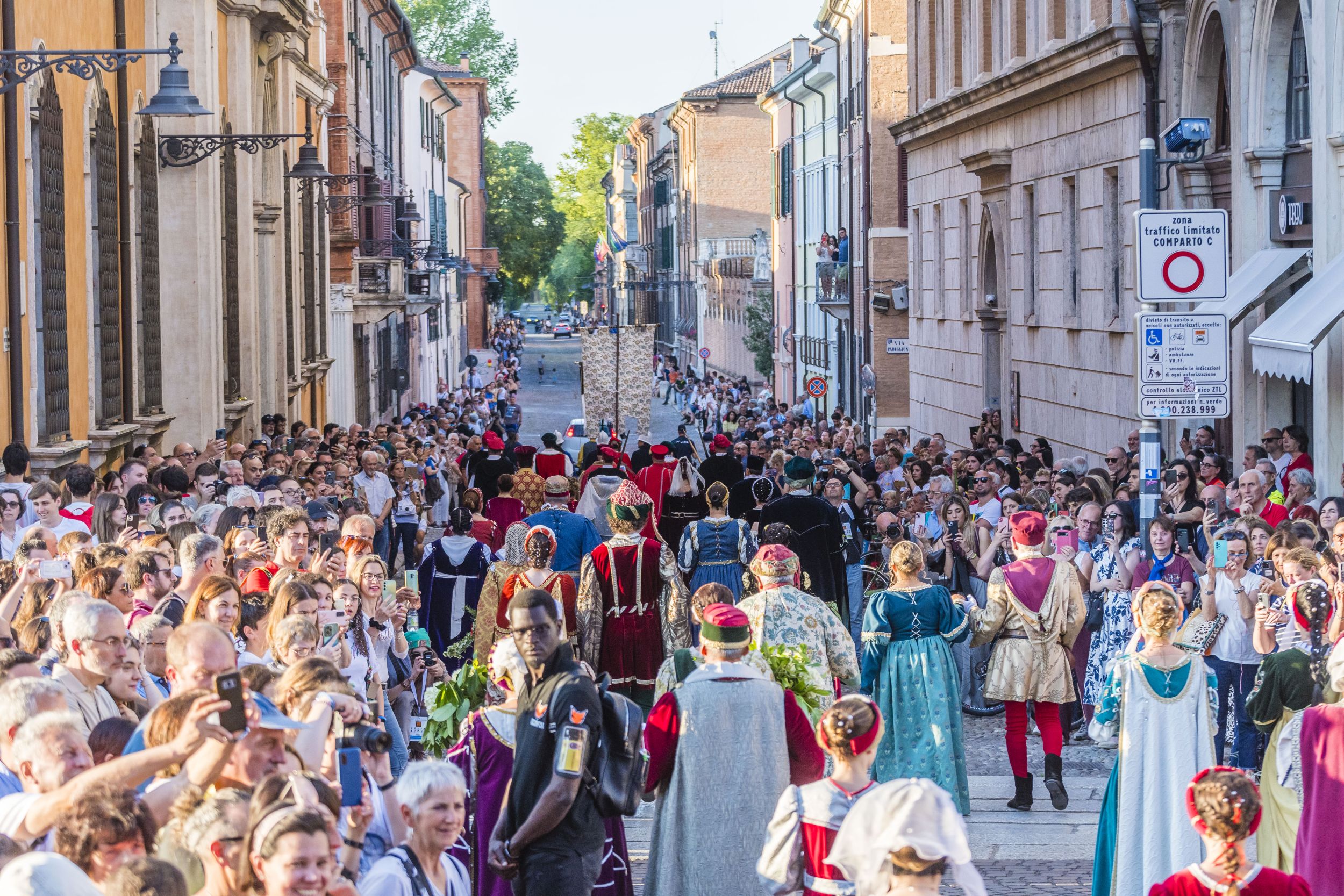 corte_ducale_palio_ferrara_ (14) magnifico_corteo_palio_di_ferrara_2023_26